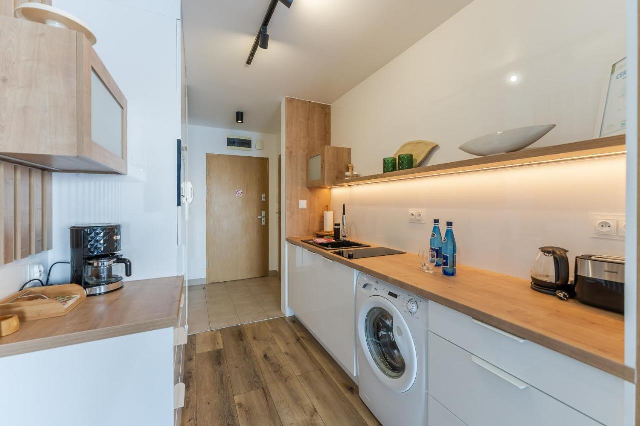 Na Klifie - Apartamenty Komfort, Widok Na Morze, Parking أوسترونيه مورسكية المظهر الخارجي الصورة